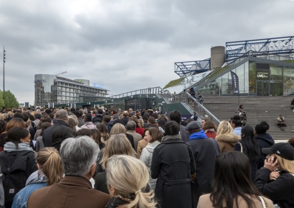 Crowd at AccorHotels Arena to see Michelle Obama