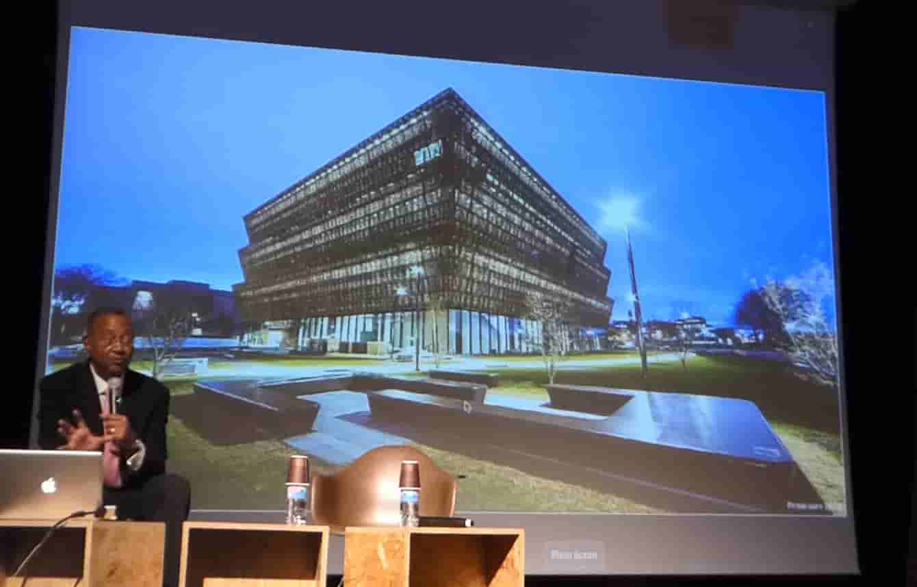 NMAAHC at dusk